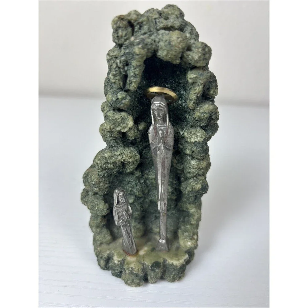 Lourdes Grotto Virgin Mary St Bernadette Freestanding Resin Metal 5